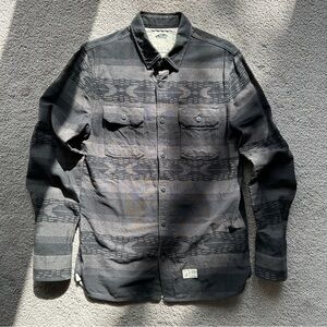Vans Patterned Long-Sleeve Button Down Shirt